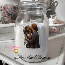 Load image into Gallery viewer, HoneyBlossom Taffy Handcrafted Soy Candle!